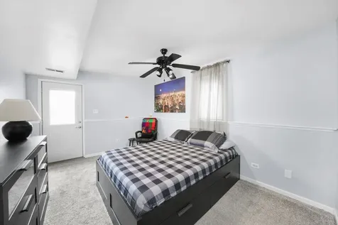 12820 South Blossom Drive Alsip IL 60803