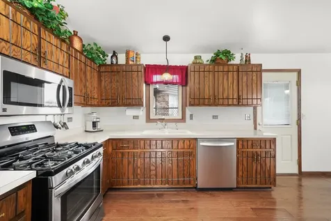 12820 South Blossom Drive Alsip IL 60803