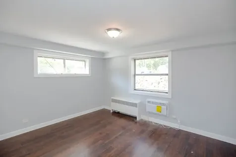 6807 North Ridge Boulevard Chicago IL 60645