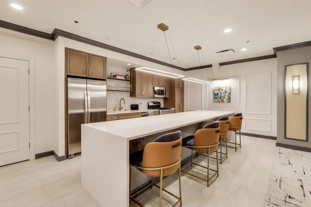 310 South Michigan Avenue Chicago IL 60604