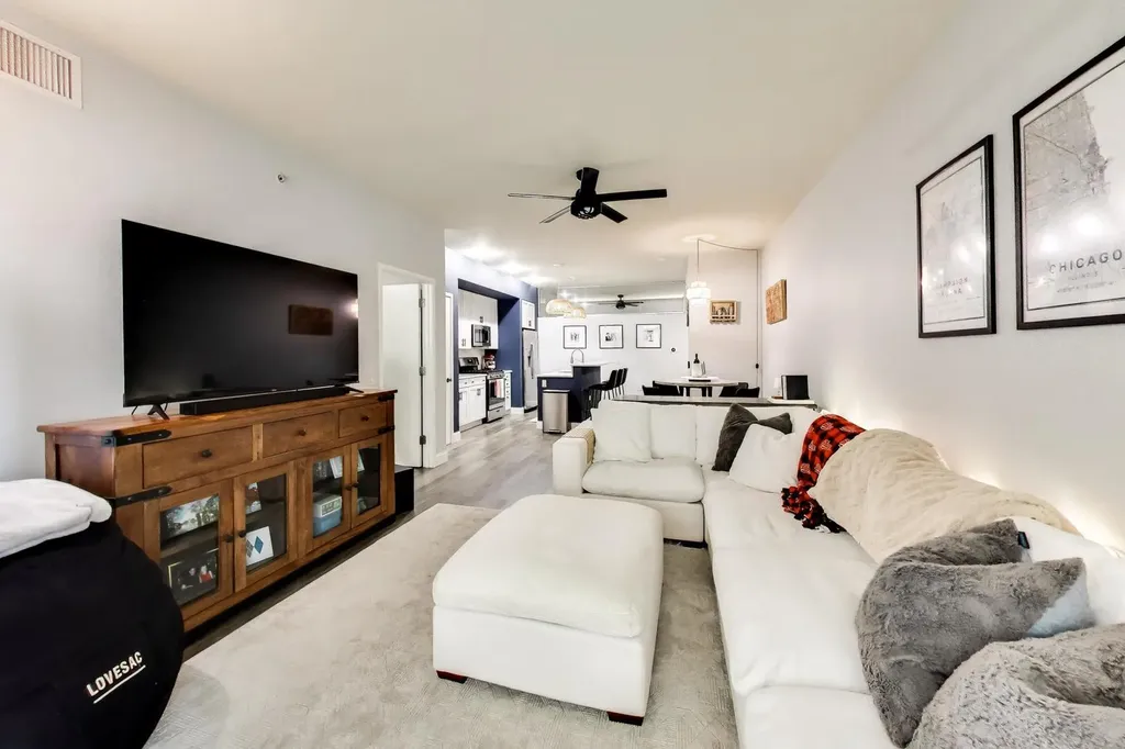 310 South Michigan Avenue Chicago IL 60604