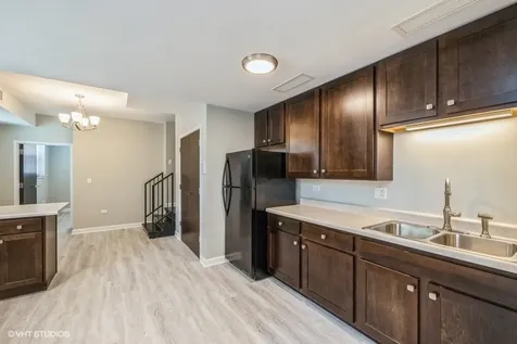 6857 South Ridgeland Avenue Chicago IL 60649