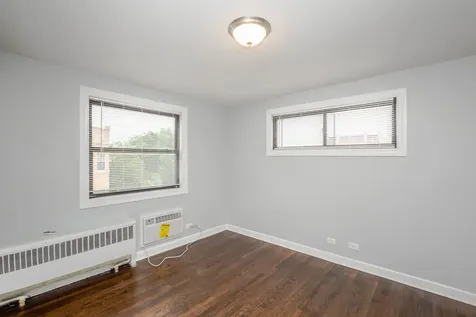 6805 North Ridge Boulevard Chicago IL 60645