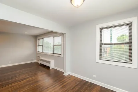 6805 North Ridge Boulevard Chicago IL 60645
