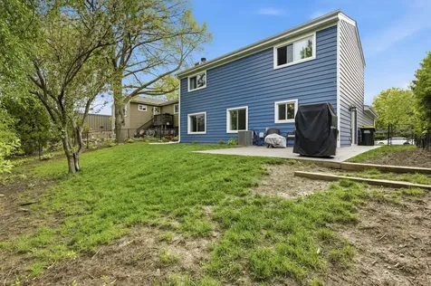 404 Dover Drive Roselle IL 60172