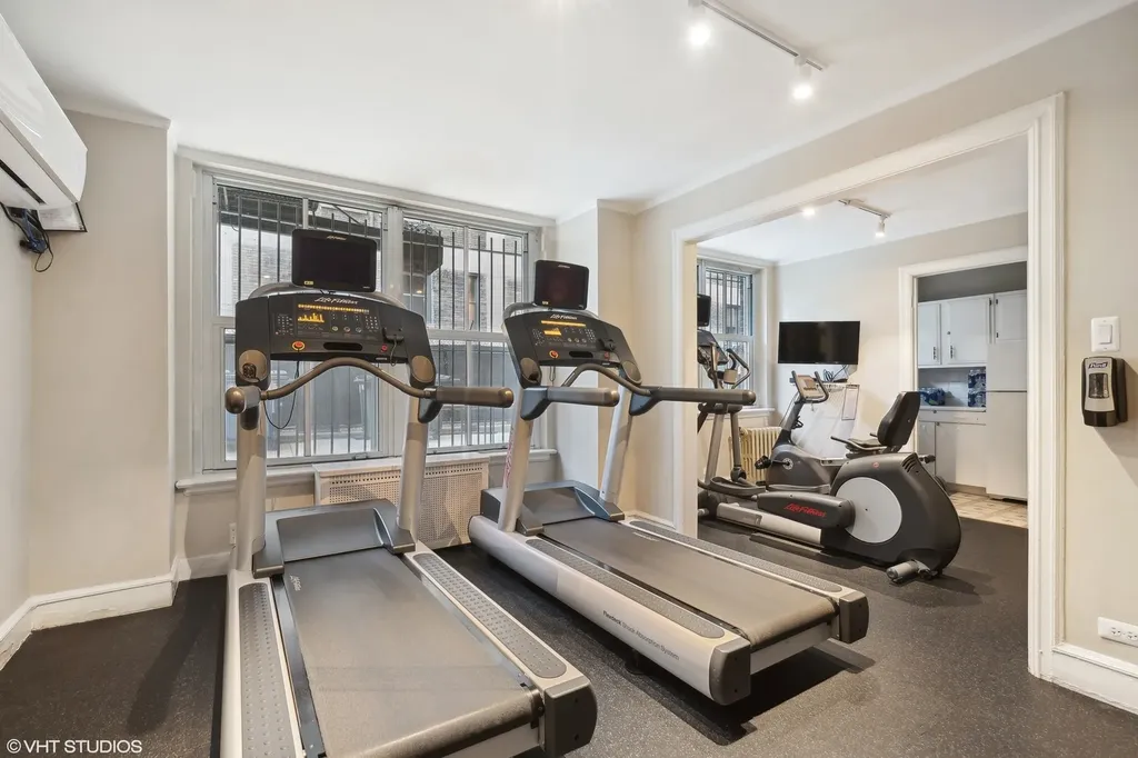 3500 North Lake Shore Drive Chicago IL 60657