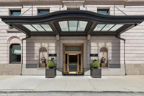 3500 North Lake Shore Drive Chicago IL 60657