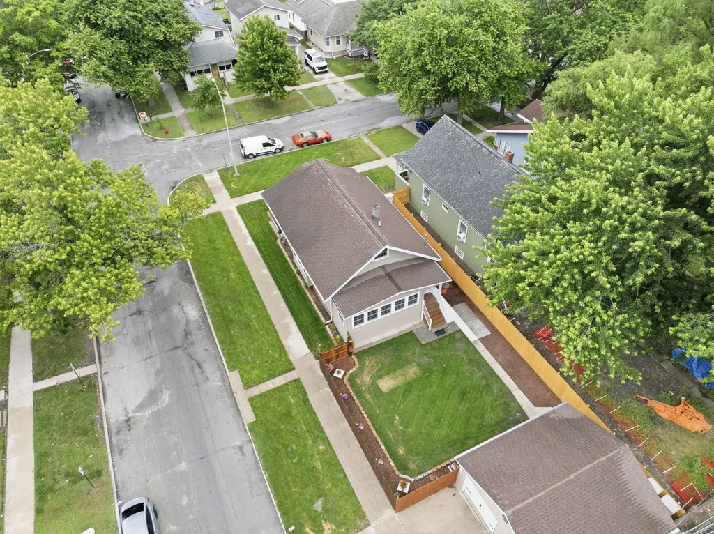 12202 Gregory Street Blue Island IL 60406