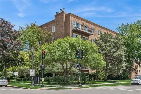 901 Hinman Avenue Evanston IL 60202