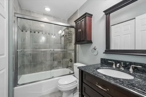 901 Hinman Avenue Evanston IL 60202