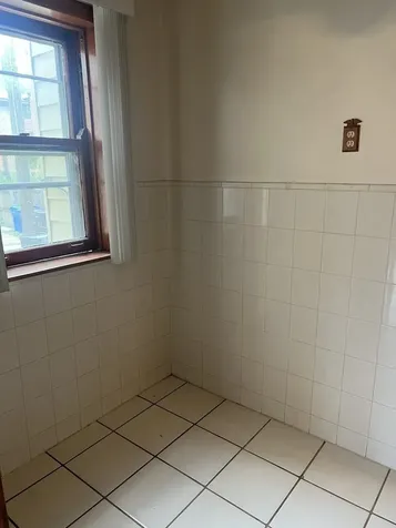 1122 West Columbia Avenue Chicago IL 60626