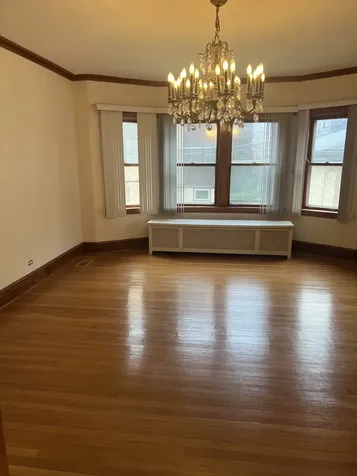 1122 West Columbia Avenue Chicago IL 60626