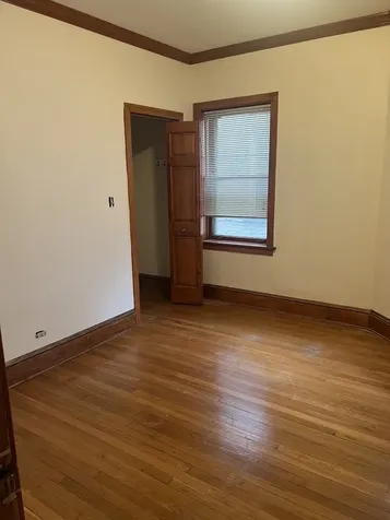 1122 West Columbia Avenue Chicago IL 60626