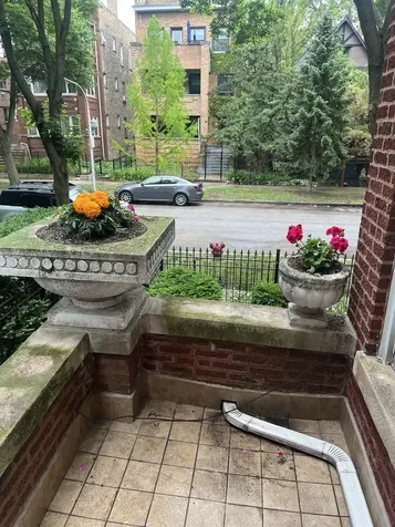 1122 West Columbia Avenue Chicago IL 60626