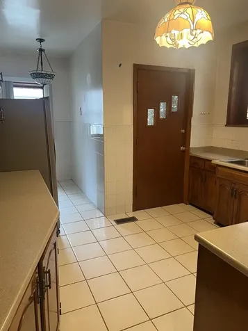 1122 West Columbia Avenue Chicago IL 60626