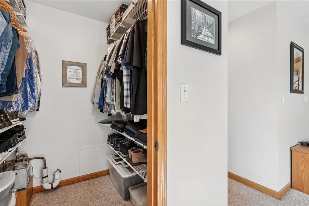 5858 North Luna Avenue Chicago IL 60646