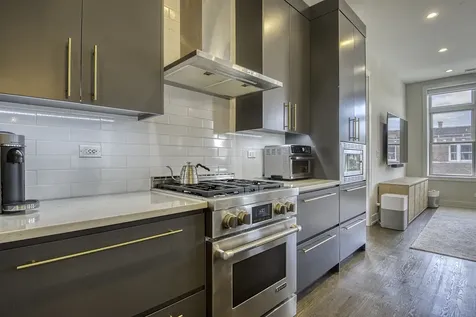1938 West Augusta Boulevard Chicago IL 60622