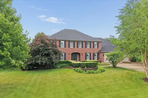 740 Fairway Lane Sycamore IL 60178