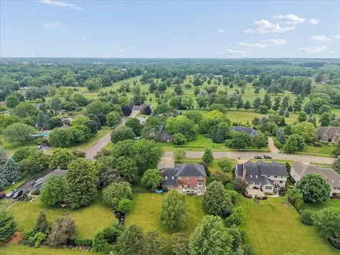 740 Fairway Lane Sycamore IL 60178
