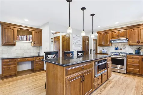740 Fairway Lane Sycamore IL 60178