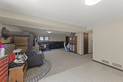 565 4TH Street Lemont IL 60439