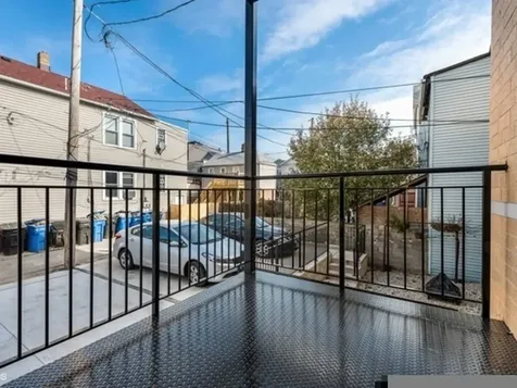 1244 West Huron Street Chicago IL 60642