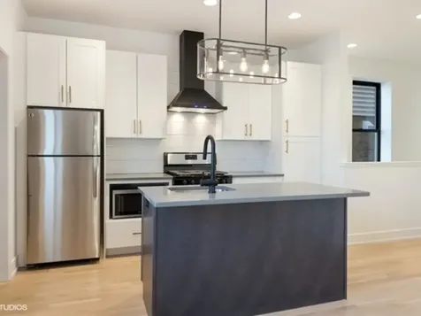 1244 West Huron Street Chicago IL 60642