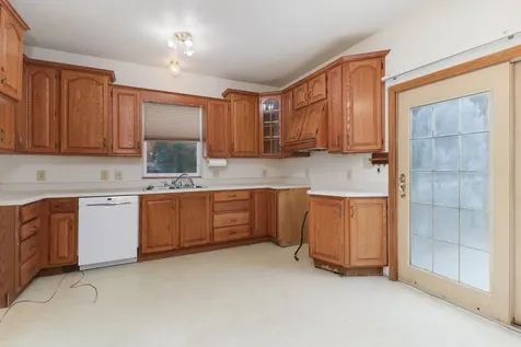 902 South Clayton Street Bloomington IL 61701