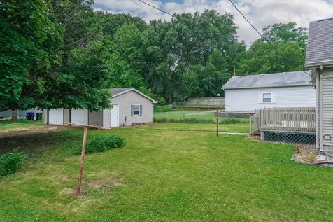 902 South Clayton Street Bloomington IL 61701