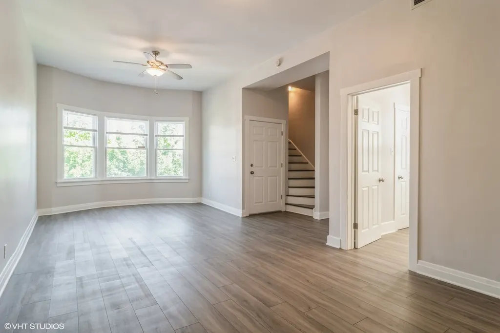 2909 North Ridgeway Avenue Chicago IL 60618