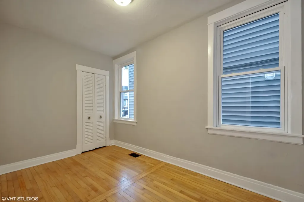 2909 North Ridgeway Avenue Chicago IL 60618