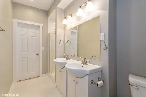 2909 North Ridgeway Avenue Chicago IL 60618