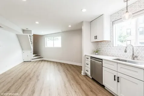 2909 North Ridgeway Avenue Chicago IL 60618