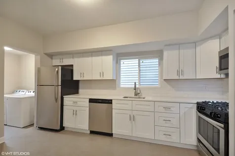 2909 North Ridgeway Avenue Chicago IL 60618