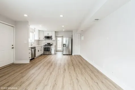 2909 North Ridgeway Avenue Chicago IL 60618