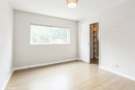 2909 North Ridgeway Avenue Chicago IL 60618