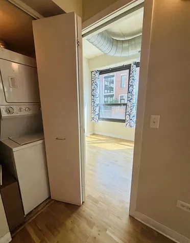 660 West Wayman Street Chicago IL 60661