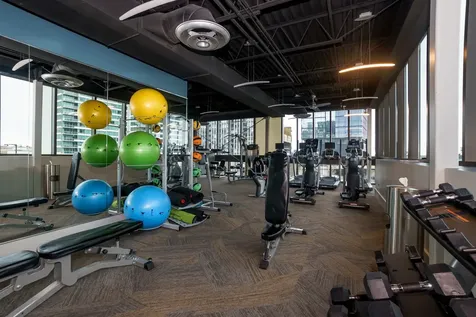 660 West Wayman Street Chicago IL 60661