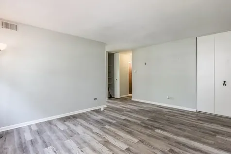 4042 Charleston Road Matteson IL 60443