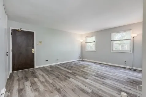 4042 Charleston Road Matteson IL 60443