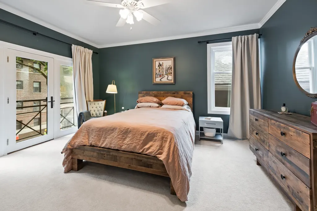 2708 North Wilton Avenue Chicago IL 60614