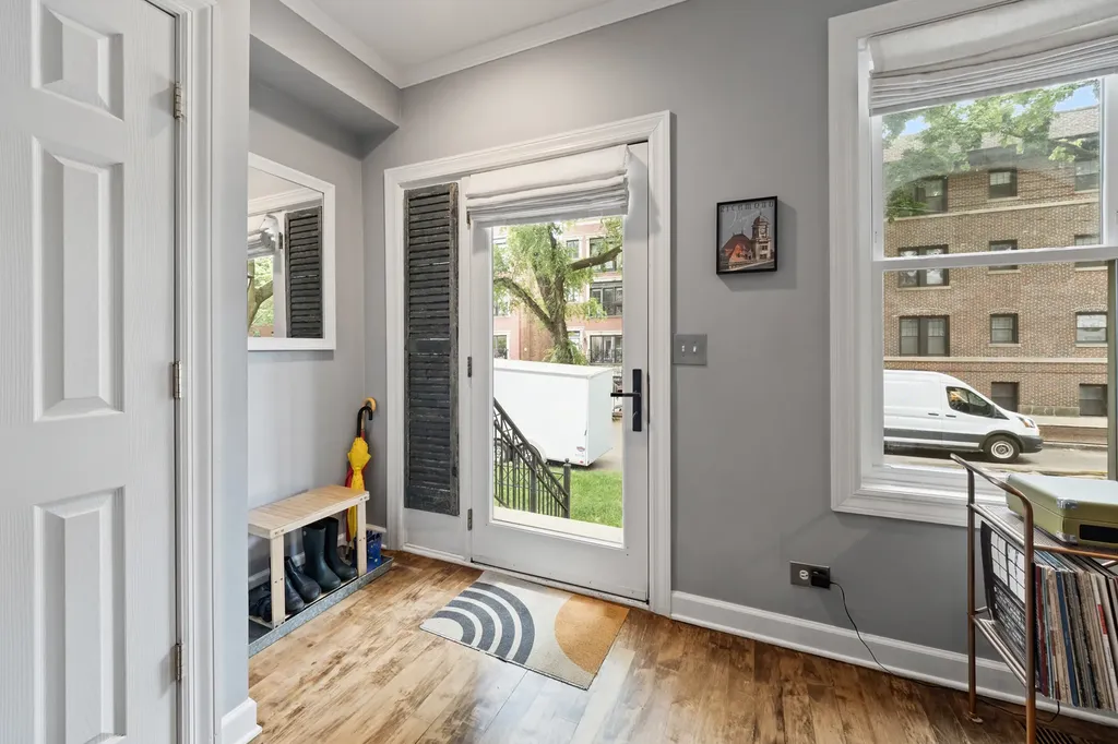 2708 North Wilton Avenue Chicago IL 60614