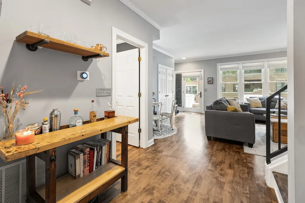 2708 North Wilton Avenue Chicago IL 60614