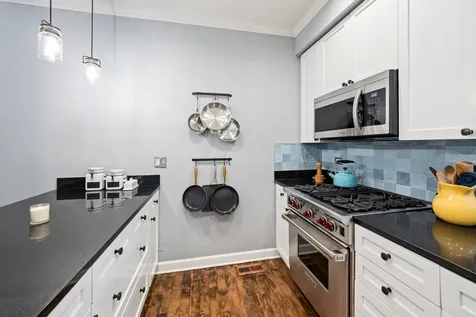 2708 North Wilton Avenue Chicago IL 60614