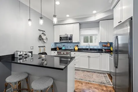 2708 North Wilton Avenue Chicago IL 60614