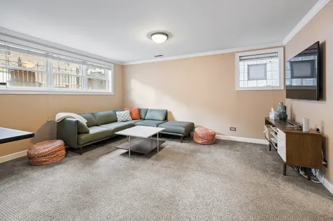 2708 North Wilton Avenue Chicago IL 60614