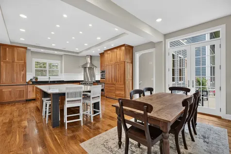 6421 Bentley Avenue Willowbrook IL 60527