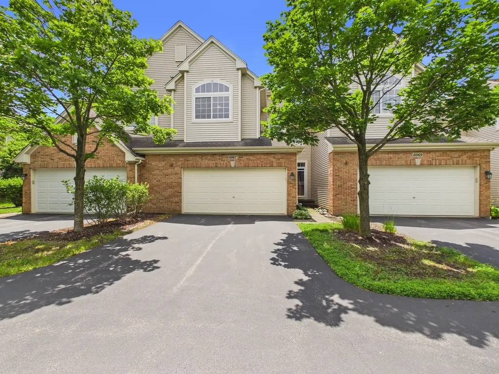 6067 Canterbury Lane Hoffman Estates IL 60192