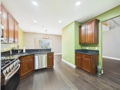 6067 Canterbury Lane Hoffman Estates IL 60192