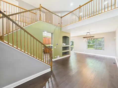 6067 Canterbury Lane Hoffman Estates IL 60192